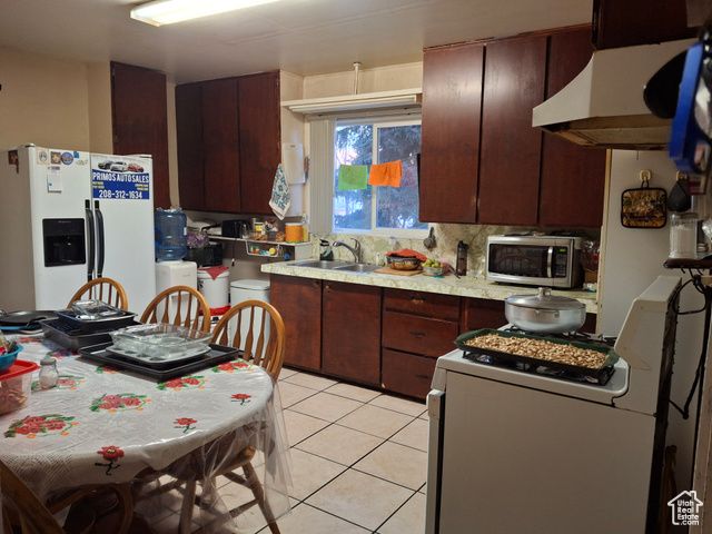 6 N 400 W, Hyrum, UT 84319