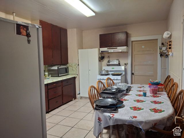 6 N 400 W, Hyrum, UT 84319