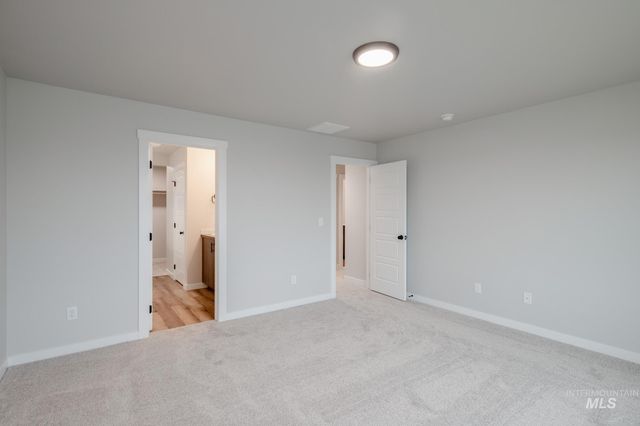 8190 E Cool River Loop, Nampa, ID 83687