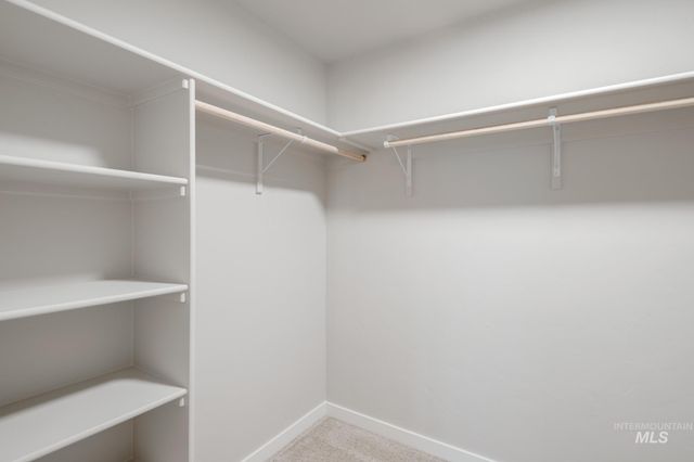 8190 E Cool River Loop, Nampa, ID 83687