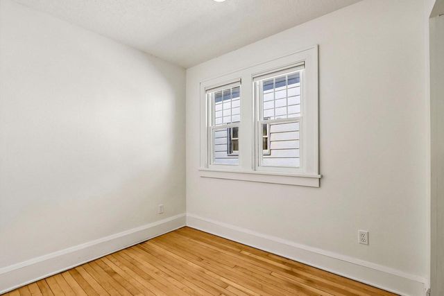 2214 Vollmer AVENUE, Milwaukee, WI 53207