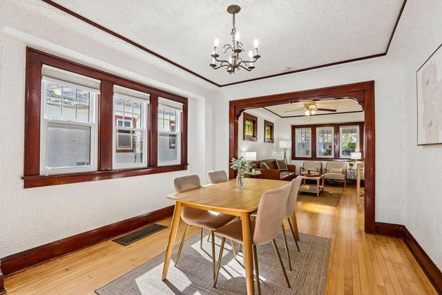 2214 Vollmer AVENUE, Milwaukee, WI 53207