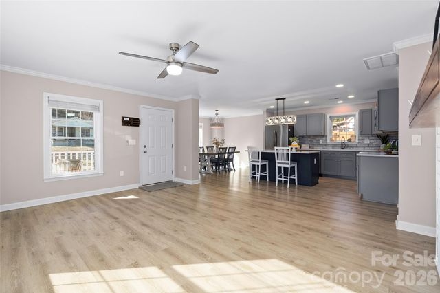 5 Carolinda Lane, Waynesville, NC 28786