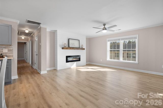 5 Carolinda Lane, Waynesville, NC 28786