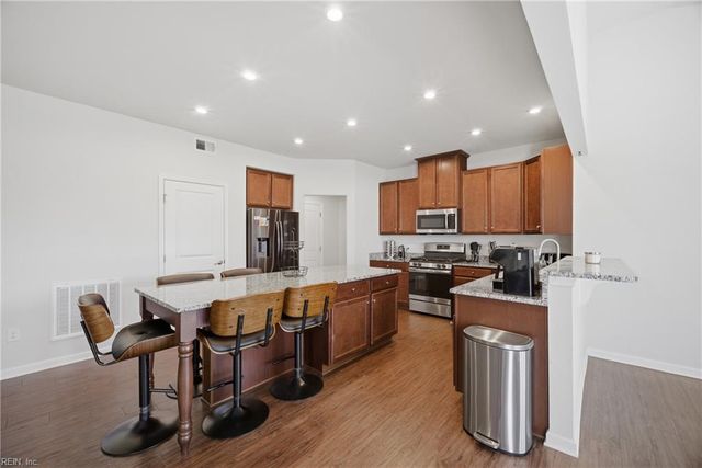 112 Green Lake RD, Moyock, NC 27958