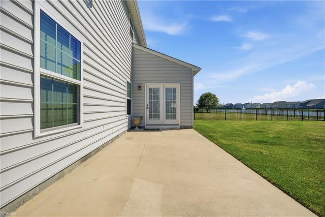 112 Green Lake RD, Moyock, NC 27958