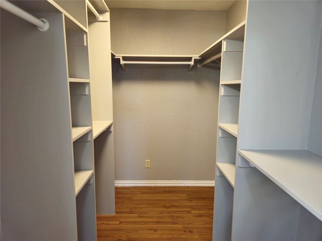 1001 N Atkins Drive, Celeste, TX 75423