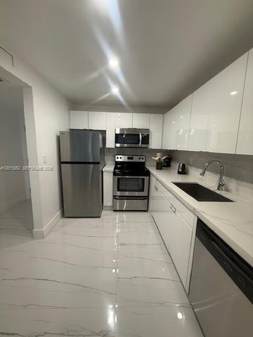 2301 Collins Ave 628, Miami Beach, FL 33139