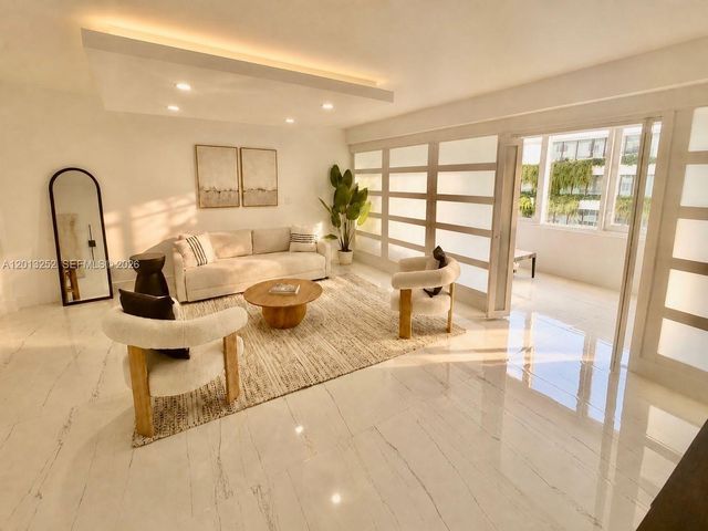 2301 Collins Ave 628, Miami Beach, FL 33139