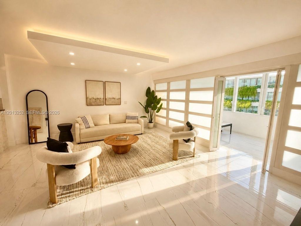 2301 Collins Ave 628, Miami Beach, FL 33139