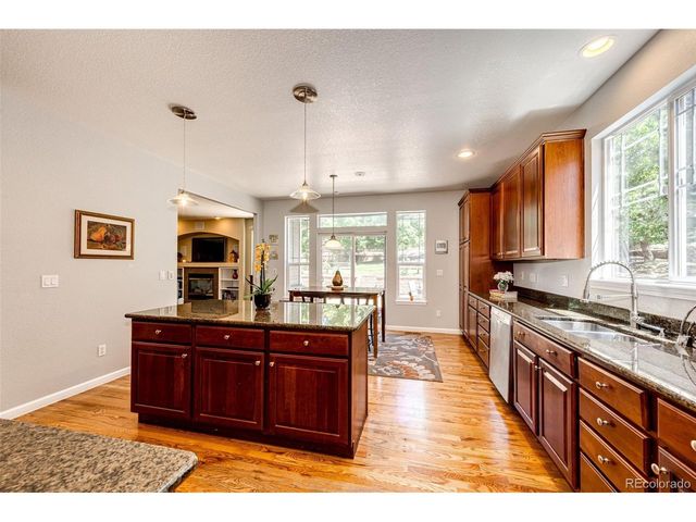 24036 E Kettle Pl, Aurora, CO 80016