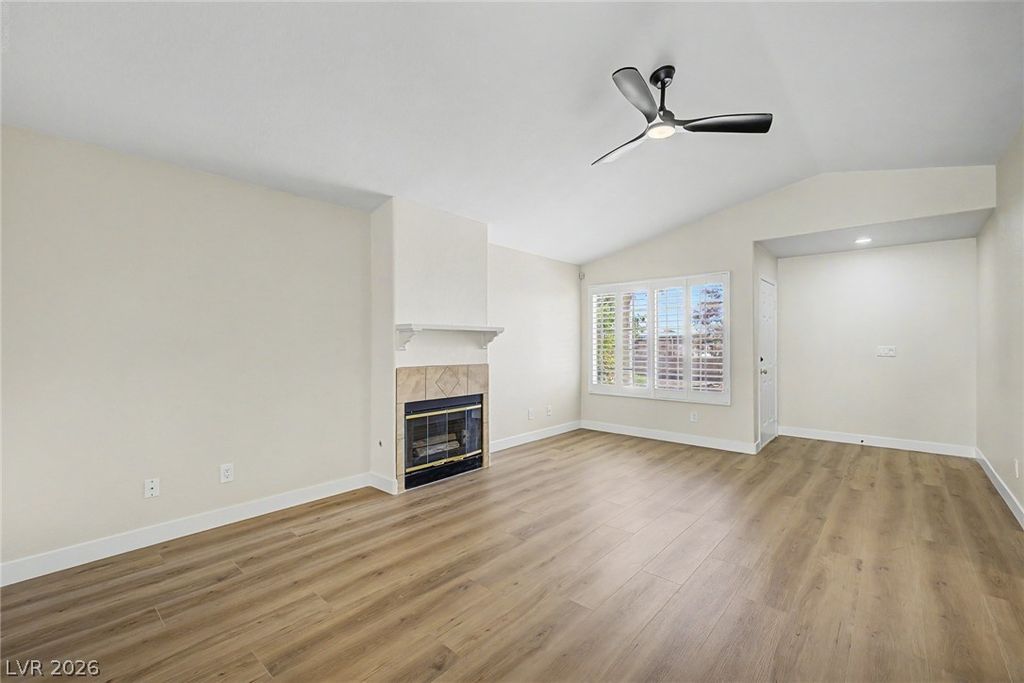 5401 Bugle Way 105, Las Vegas, NV 89108 — photo 4