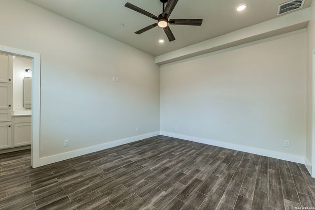 2148 PANIOLO DR, Boerne, TX 78006