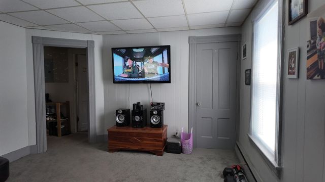 36 Elm Street, Derry, NH 03038