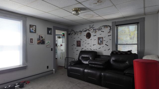 36 Elm Street, Derry, NH 03038