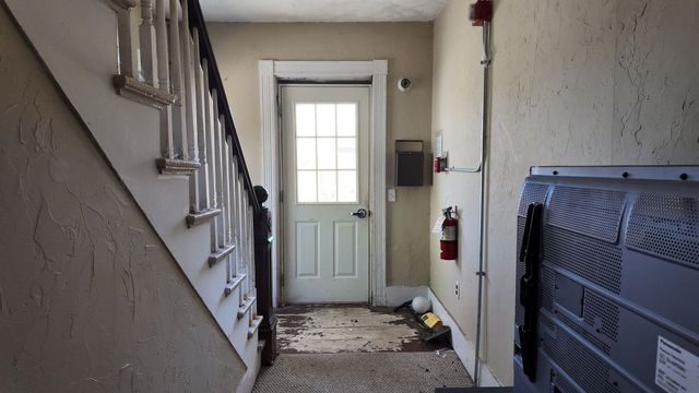 36 Elm Street, Derry, NH 03038