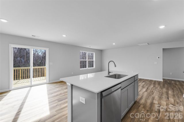 233 W 18th Street, Kannapolis, NC 28081