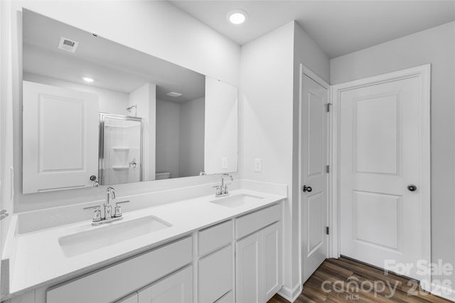 233 W 18th Street, Kannapolis, NC 28081