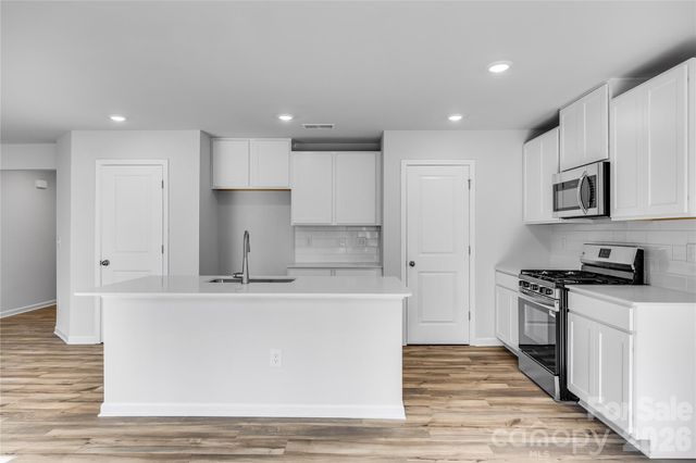 233 W 18th Street, Kannapolis, NC 28081