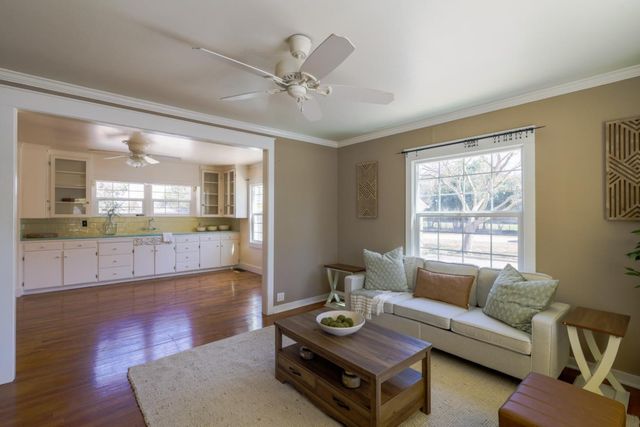 1320 Santa Ana Road, Hollister, CA 95023