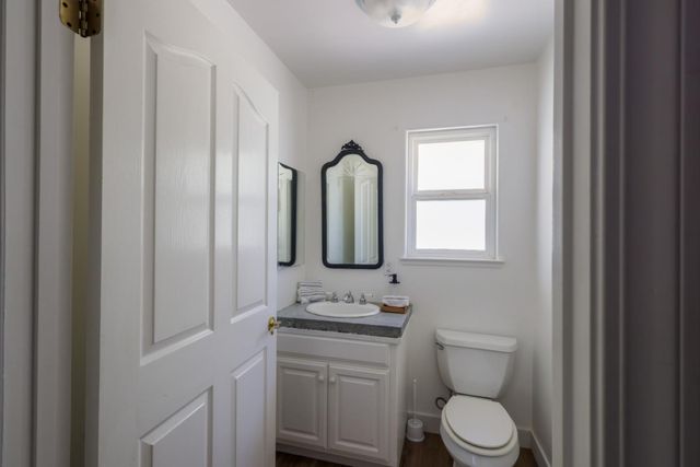 1320 Santa Ana Road, Hollister, CA 95023