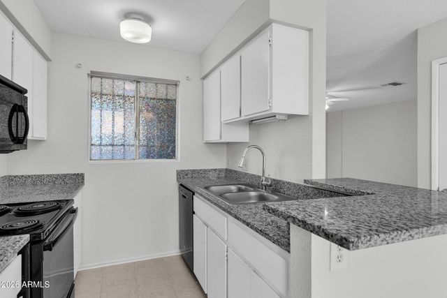 9021 W ELM Street 1, Phoenix, AZ 85037