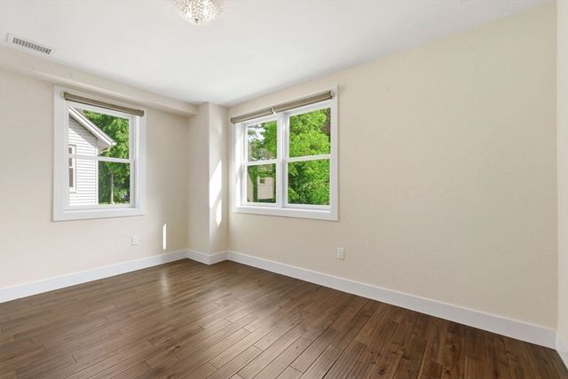 123 Nottinghill Rd 2, Boston, MA 02135