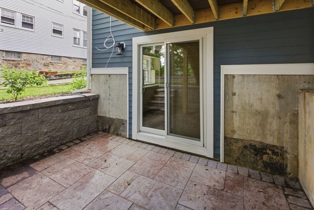 123 Nottinghill Rd 2, Boston, MA 02135