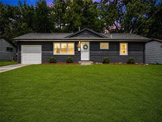 4608 E 113th Terrace, Kansas City, MO 64137