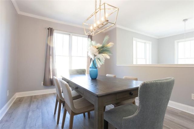 4867 PINNACLE Drive, Stone Mountain, GA 30088