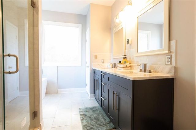 4867 PINNACLE Drive, Stone Mountain, GA 30088