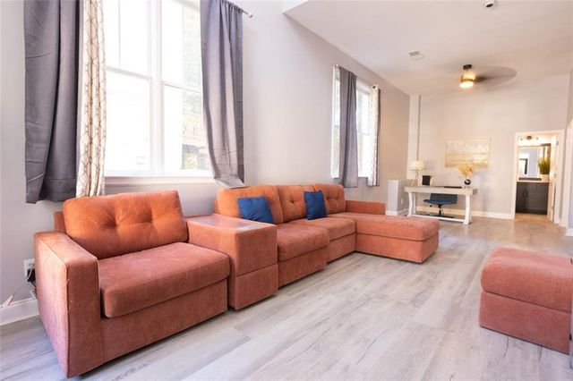 4867 PINNACLE Drive, Stone Mountain, GA 30088