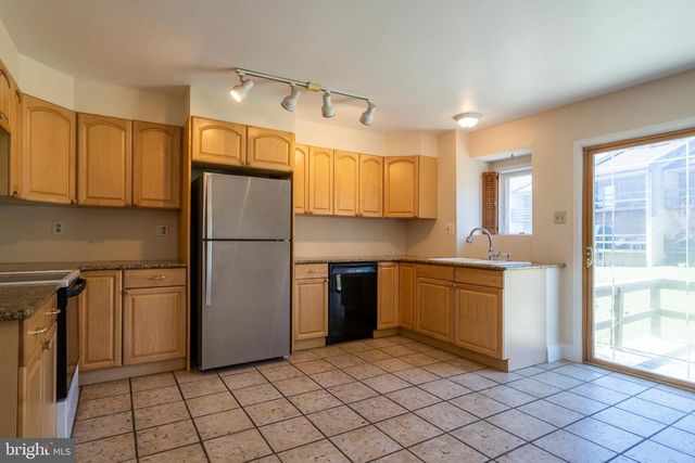 506 SAINT ALBANS CT, Chester Springs, PA 19425