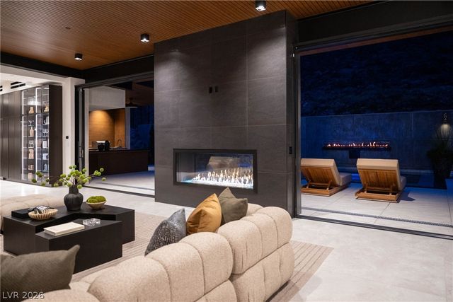 1707 Tangiers Drive, Henderson, NV 89012