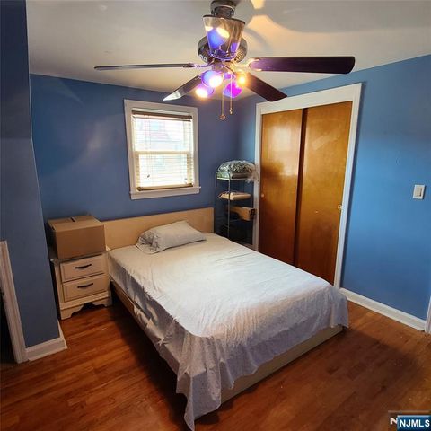 792 Kingsland Avenue, Ridgefield, NJ 07657