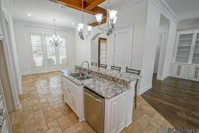 13575 Kings Court Ave, Baton Rouge, LA 70810