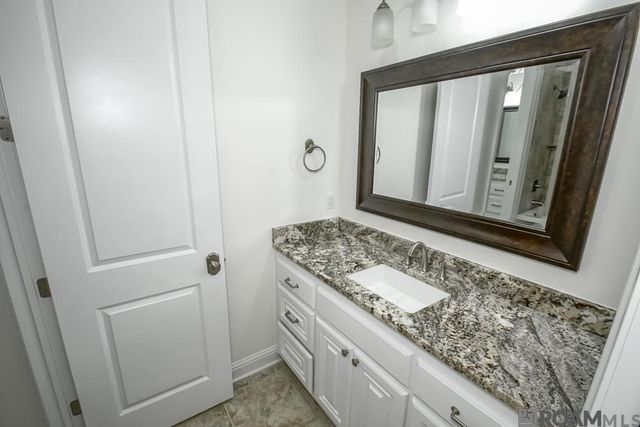 13575 Kings Court Ave, Baton Rouge, LA 70810