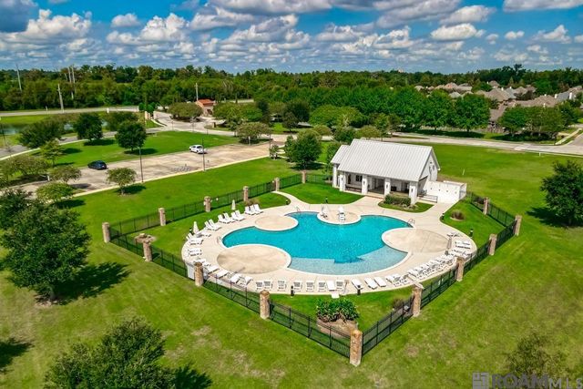 13575 Kings Court Ave, Baton Rouge, LA 70810