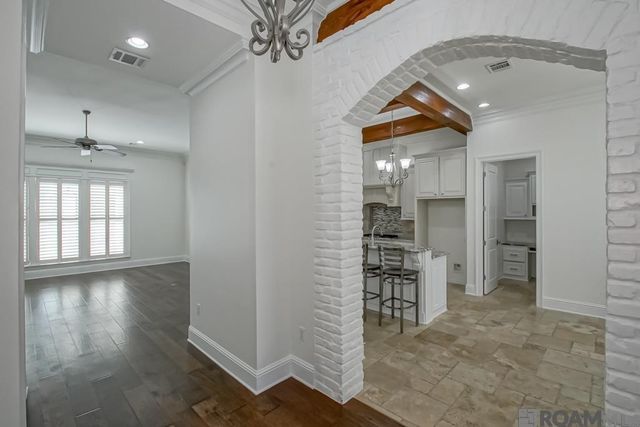 13575 Kings Court Ave, Baton Rouge, LA 70810