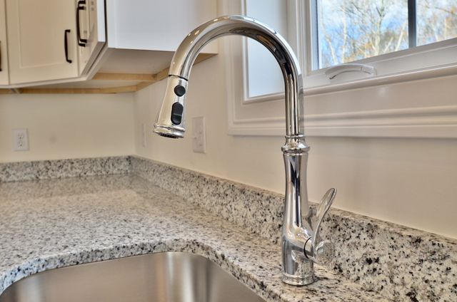 23D Crownshield 23D, Uxbridge, MA 01569
