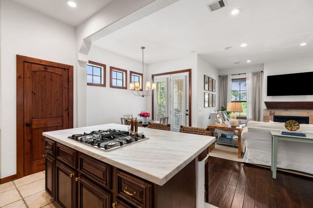 1801 W 24th Street C, Houston, TX 77008
