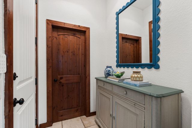 1801 W 24th Street C, Houston, TX 77008