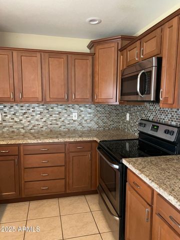 13455 W CANYON CREEK Drive, Surprise, AZ 85374