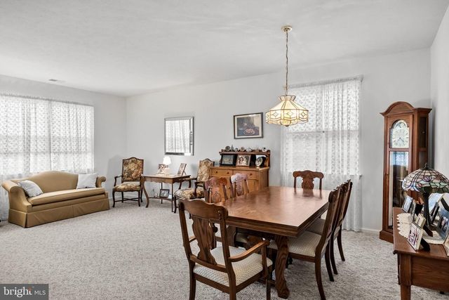 16 FAIRFIELD DR, Westampton, NJ 08060