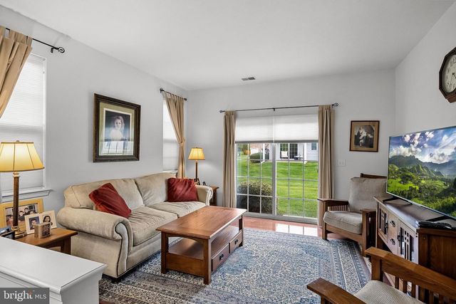 16 FAIRFIELD DR, Westampton, NJ 08060