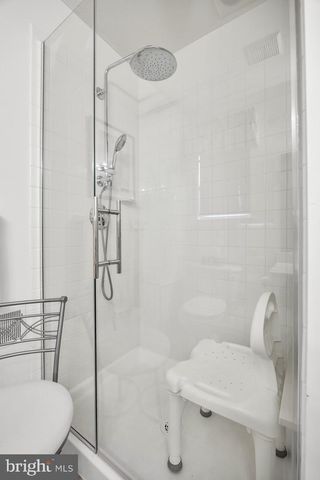16 FAIRFIELD DR, Westampton, NJ 08060