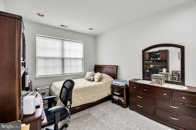 16 FAIRFIELD DR, Westampton, NJ 08060