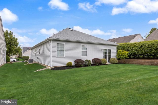 16 FAIRFIELD DR, Westampton, NJ 08060