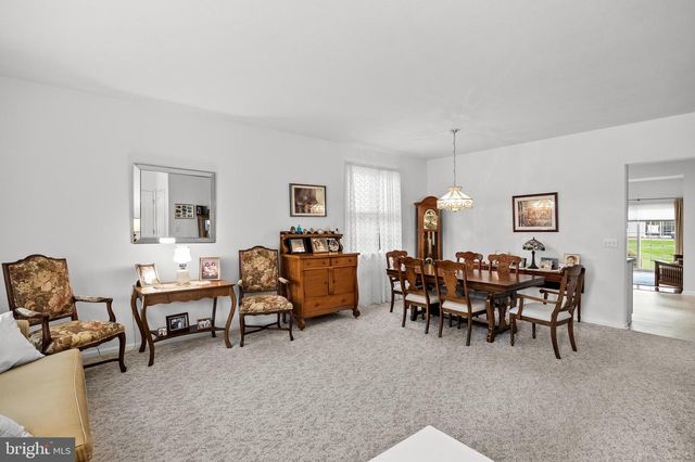 16 FAIRFIELD DR, Westampton, NJ 08060