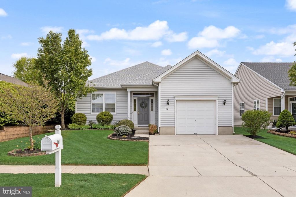 16 FAIRFIELD DR, Westampton, NJ 08060